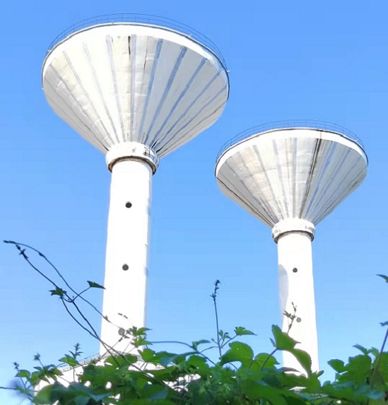 水塔拆除公司:專業(yè)技藝,拆除中注重安全與環(huán)保