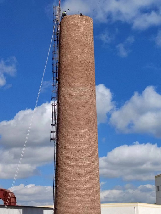 煙囪拆除公司:優(yōu)質廠家,安全可靠